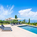 Sadova Private Pool Panoramic View Villa