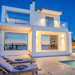 Sadova Private Pool Panoramic View Villa