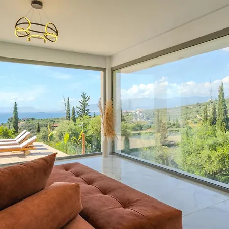 Sadova Private Pool Panoramic View Βίλα