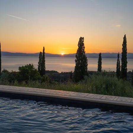 Sadova Private Pool Panoramic View Kalamáta
