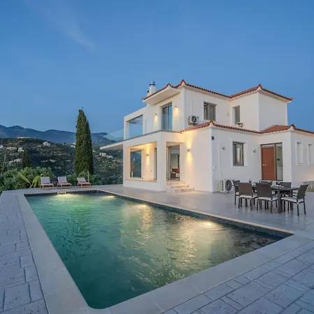 Sadova Private Pool Panoramic View Вилла Каламата