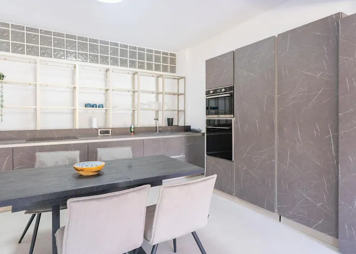 Sadova Private Pool Panoramic View Villa